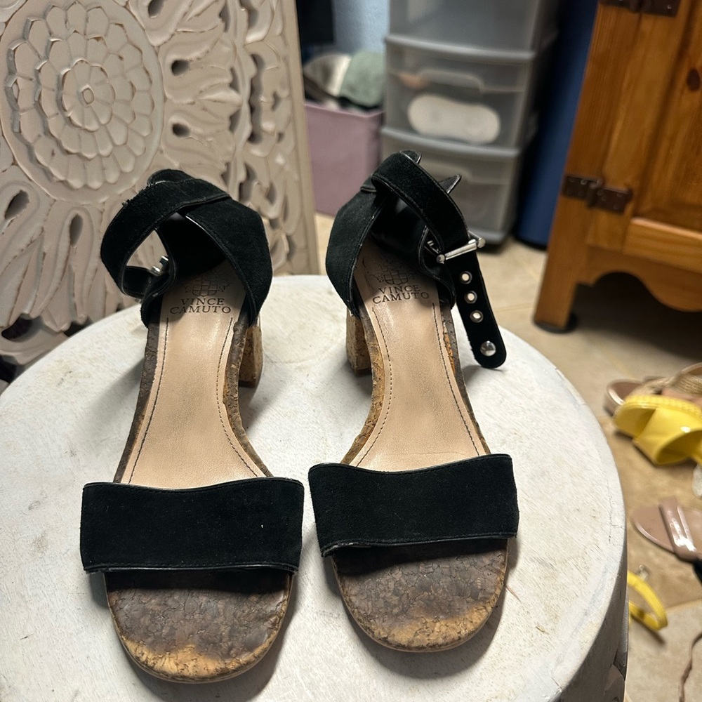 Vince Camuto Black Sandals with Ankle Strap and Soft Material